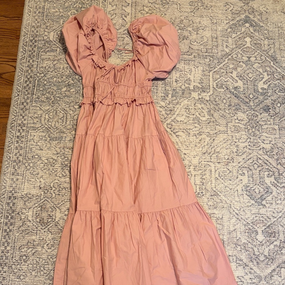 En Saison Pink Puff-Sleeve Tiered Midi Dress